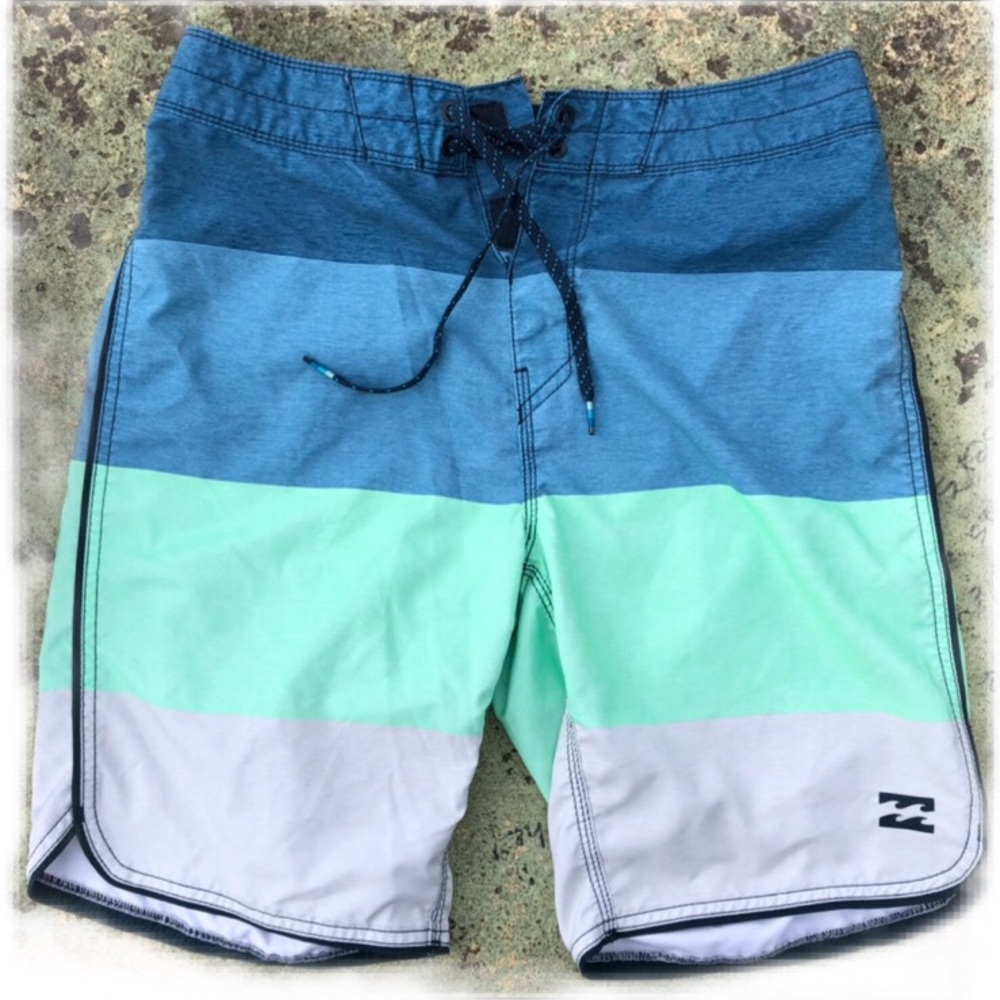 Men's Billabong board shorts